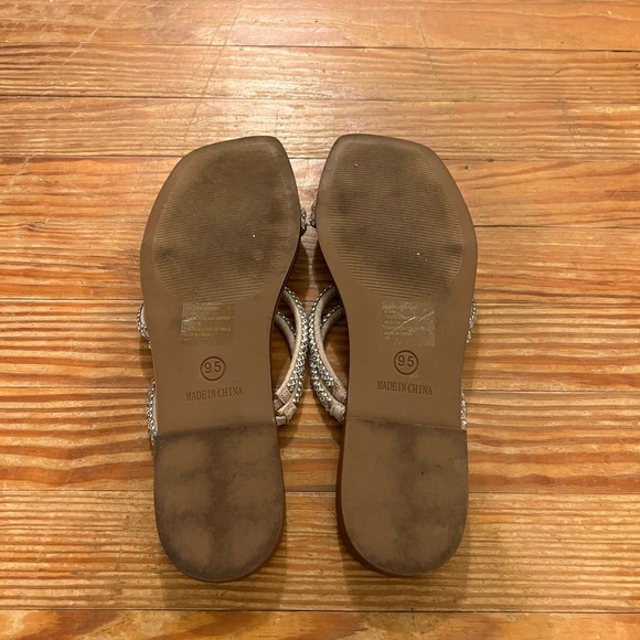 Sandals - Picture 4 of 5